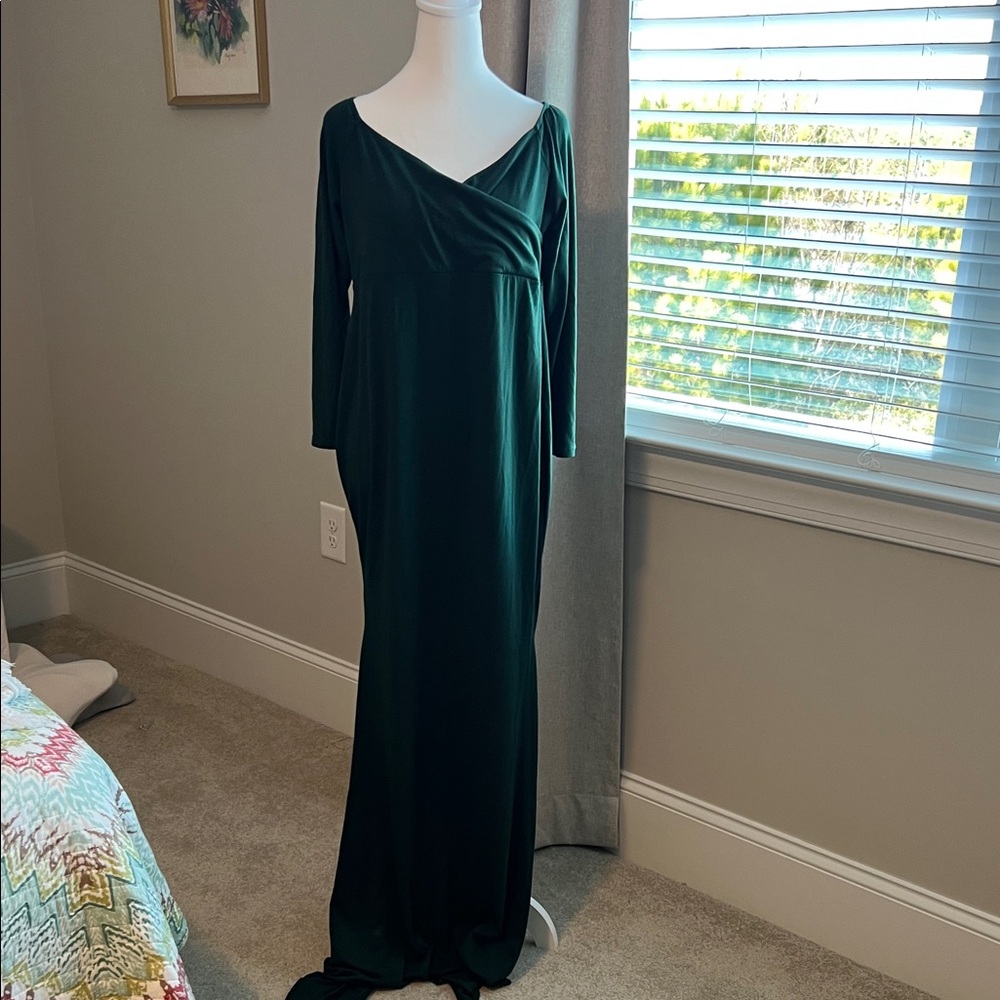 Elegant Green Maternity Gown